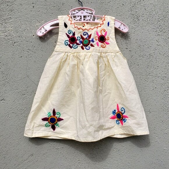 Hand Embroidered Baby Dress Cotton Folk Artisan Latin America Mexico Guatemala - Picture 1 of 9